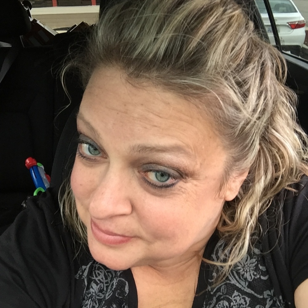 Meet your Posher, Diane